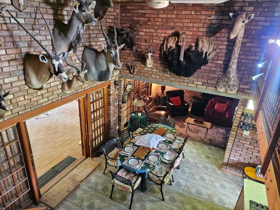 4 Bedroom Property for Sale in Leeudoringstad North West